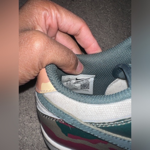 Nike Multicolor Sneakers - Picture 7 of 7